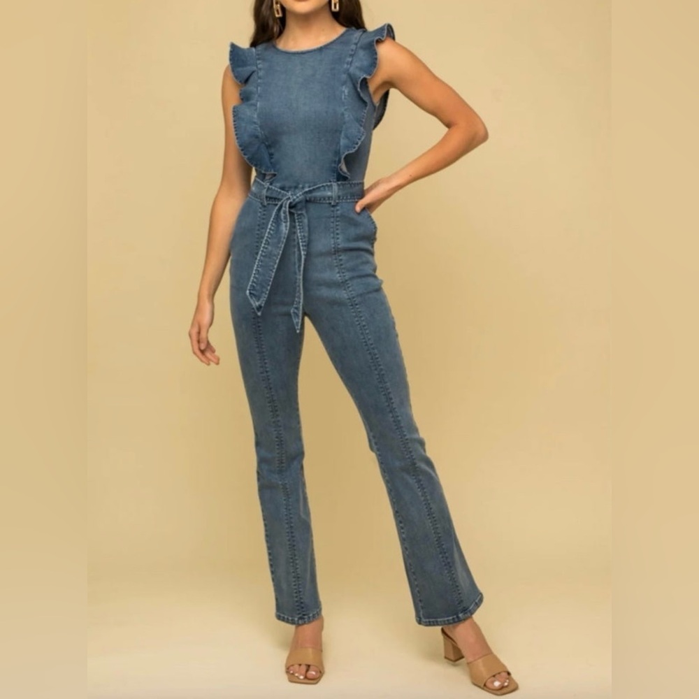 Gilli Denim Ruffle Shoulder Tie-Waist Jumpsuit in Medium Blue